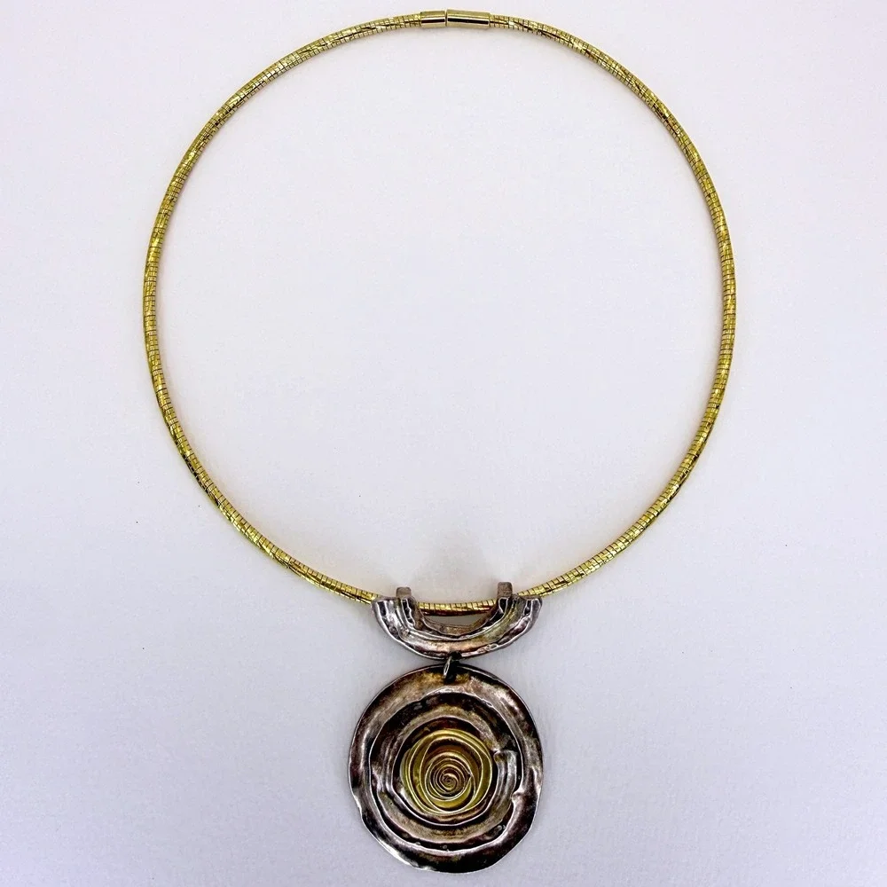 Norma Jean Collar Necklace Mixed Metal Hammered‎ Spiral Pendant Gold Tone